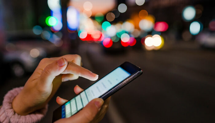 8 Smartphone Habits to Break