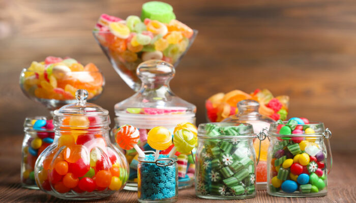 Foods to Eat and Avoid After Dental Implants