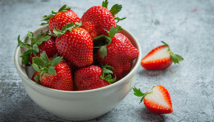 7 Human Foods That Cats Can Enjoy